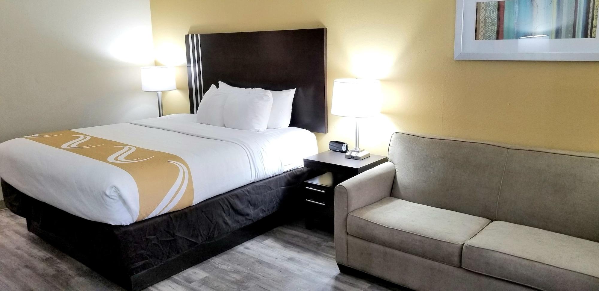 Quality Inn Pelham I-65 Exit 246 Buitenkant foto