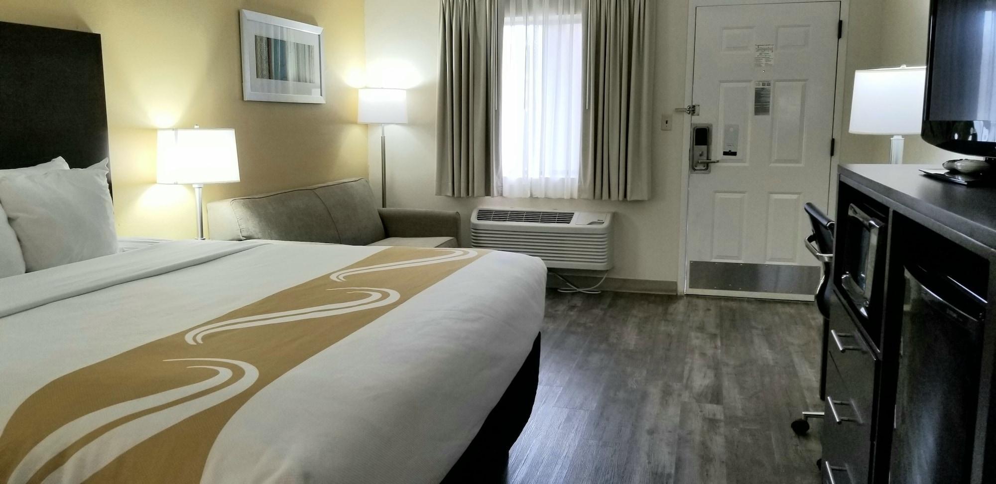 Quality Inn Pelham I-65 Exit 246 Buitenkant foto