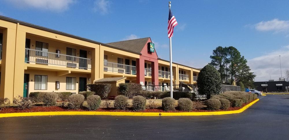 Quality Inn Pelham I-65 Exit 246 Buitenkant foto