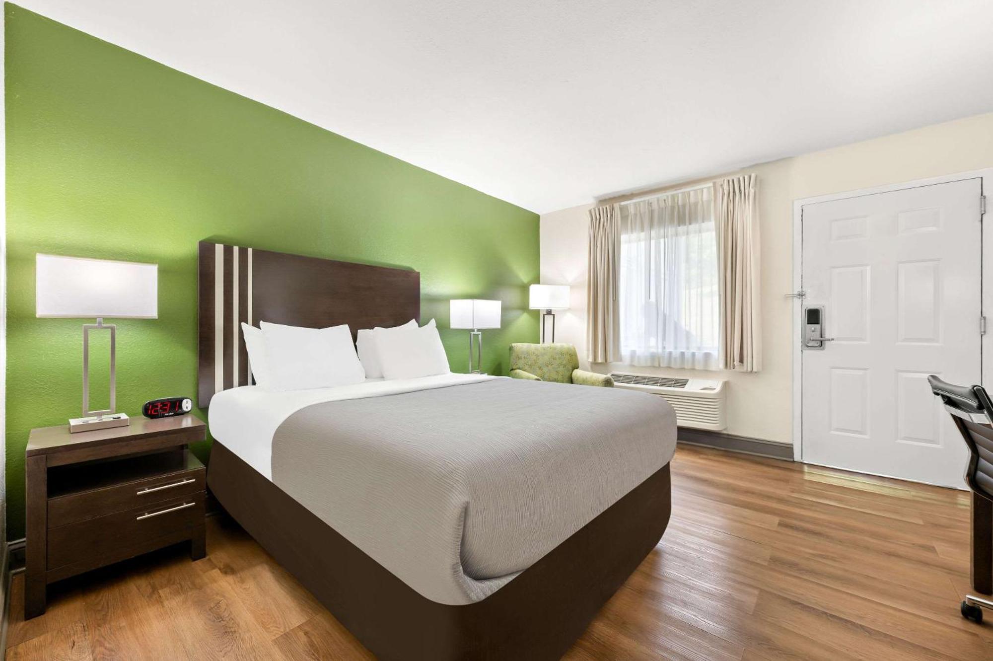 Quality Inn Pelham I-65 Exit 246 Buitenkant foto