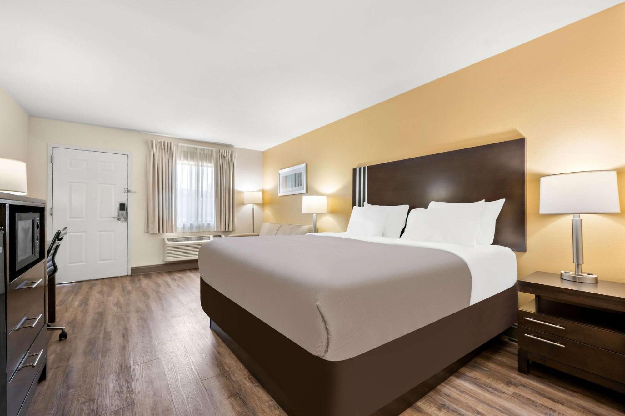Quality Inn Pelham I-65 Exit 246 Buitenkant foto