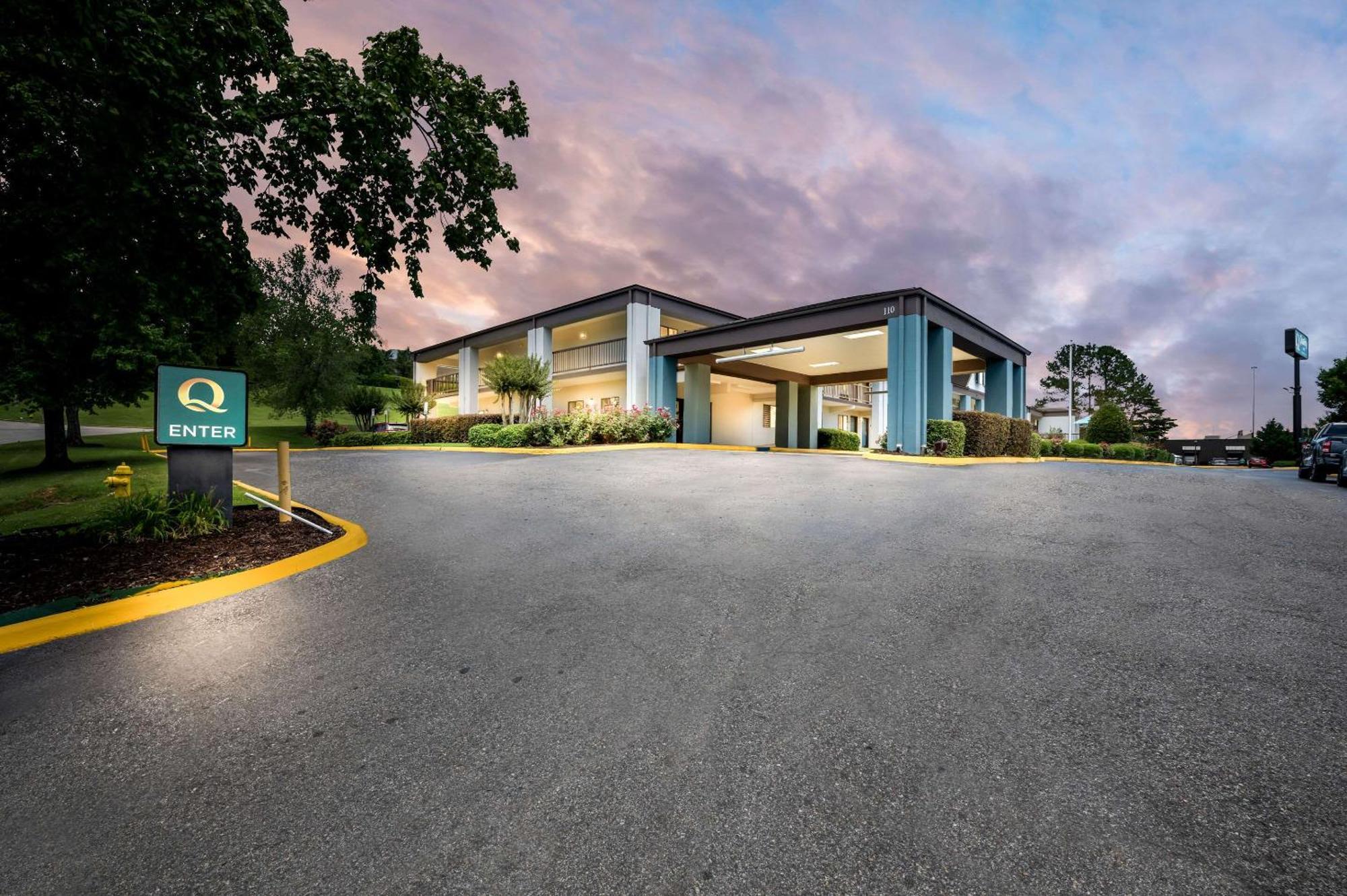 Quality Inn Pelham I-65 Exit 246 Buitenkant foto